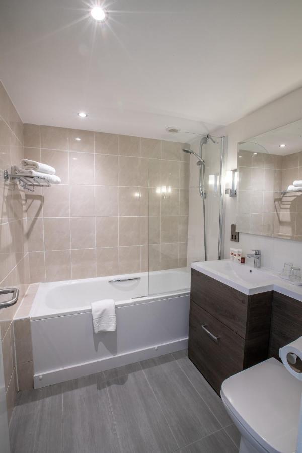 Отель Park Hall And 4*